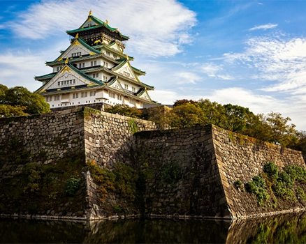 This image has an empty alt attribute; its file name is a-castle.jpg